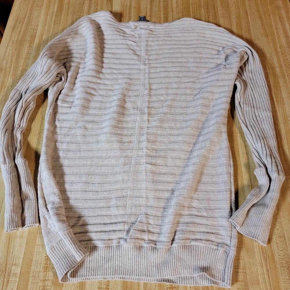 Basic Ribbed Sweater - Picture 3 of 3